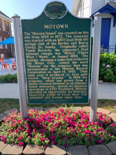 67667262_1319206364905116_3871104463980724224_n