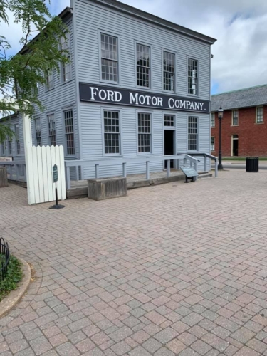 68412286_1320349844790768_4225289298527649792_n