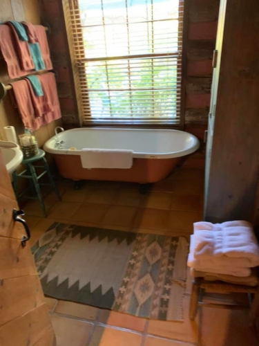 72291337_1369926579833094_2321483038132797440_n